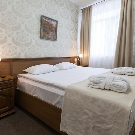 West Park Hotel Sofiivska Borshchahivka Екстериор снимка